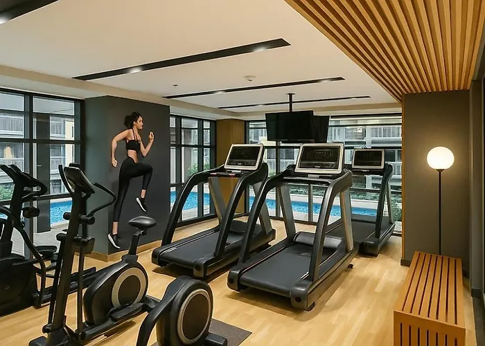 Lovely & Luxury 1br Near Solaire, Okada W Sunset Apartamento