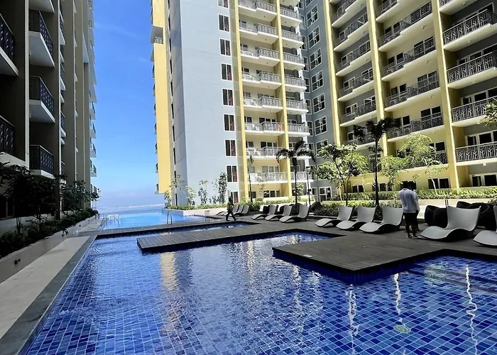 Lovely & Luxury 1br Near Solaire, Okada W Sunset *